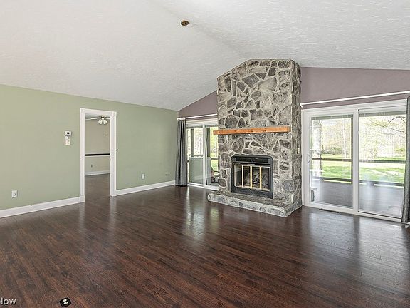 4th image of 13310 Cedar Acres Dr