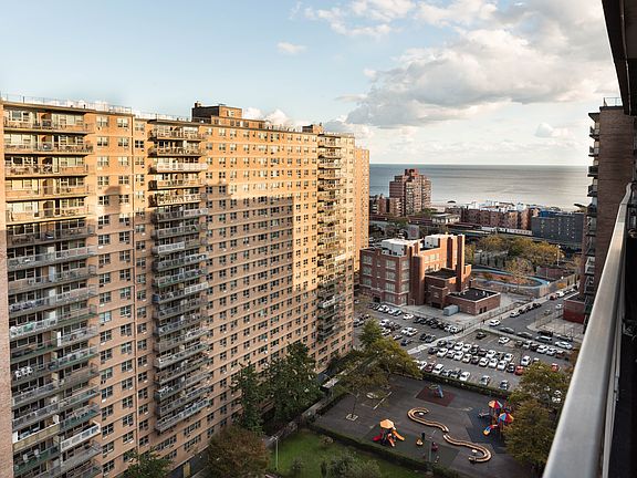 4th image of 464 Neptune Ave APT 21D
