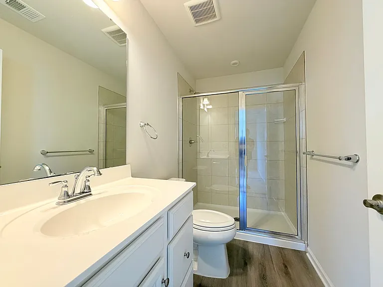 137 Capeside Ct — Photo 8