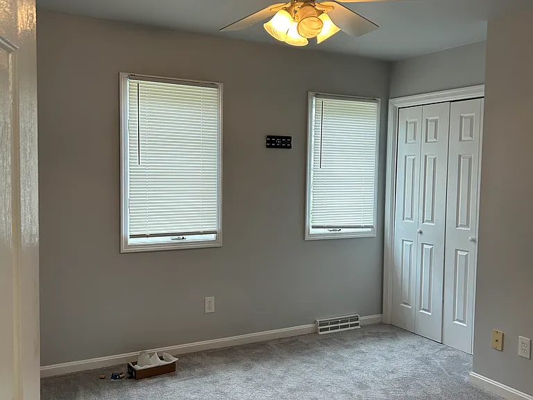 54 W Huntington Cir — Photo 19