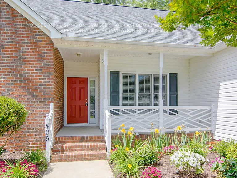 405 Broadmoor Way — Photo 4