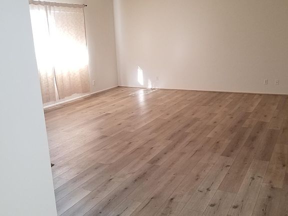 4th image of 12150 Sumac Dr