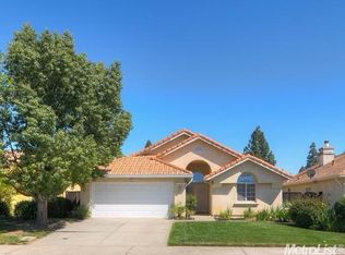 8077 Arroyo Vista Dr, Sacramento, CA 95823