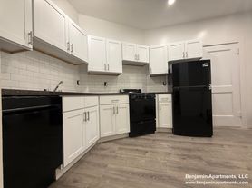 1589-1595 Beacon St
