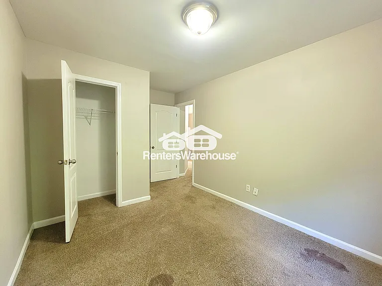 7712 Autry Cir #402 — Photo 17