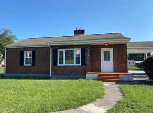 3731 Cove Rd NW, Roanoke, VA 24017