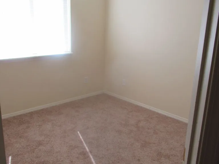 3961 W Laurel Ave — Photo 6
