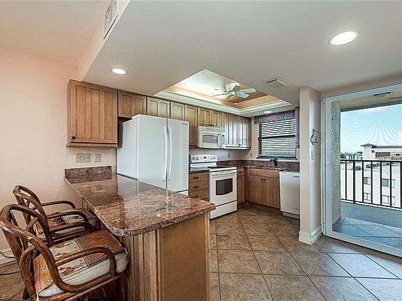3rd image of 271 Southbay Dr APT 253