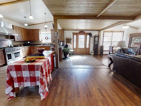 5th image of 3025 County Road 3901