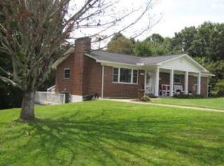 305 Cabell Heights Rd, Beckley, WV 25801