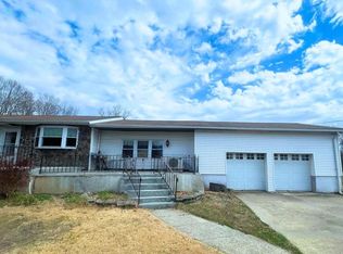 550 Fennel Rd, Monroeville, NJ 08343