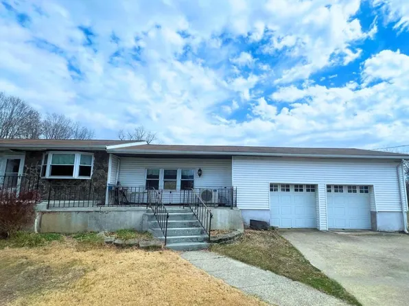 550 Fennel Rd, Monroeville, NJ 08343