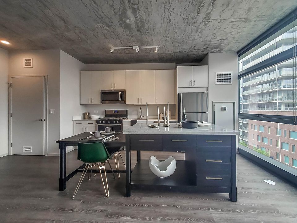 1st image of 716 S Clark St #802