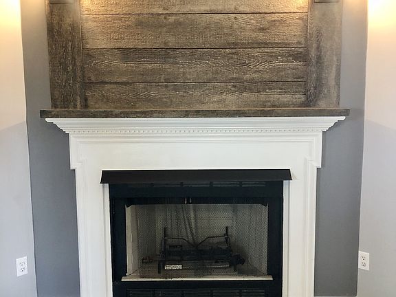 5th image of 55 Carmene Ct W