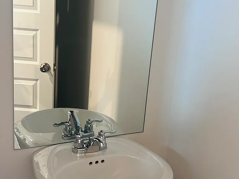 806 Taylor St — Photo 15