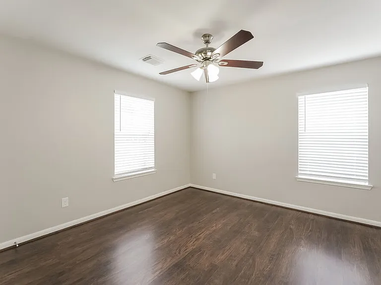 16102 Dawn Marie Ln — Photo 16