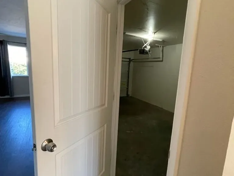 444 Sandia Dr — Photo 33