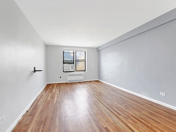 3rd image of 3021 Avenue W #A