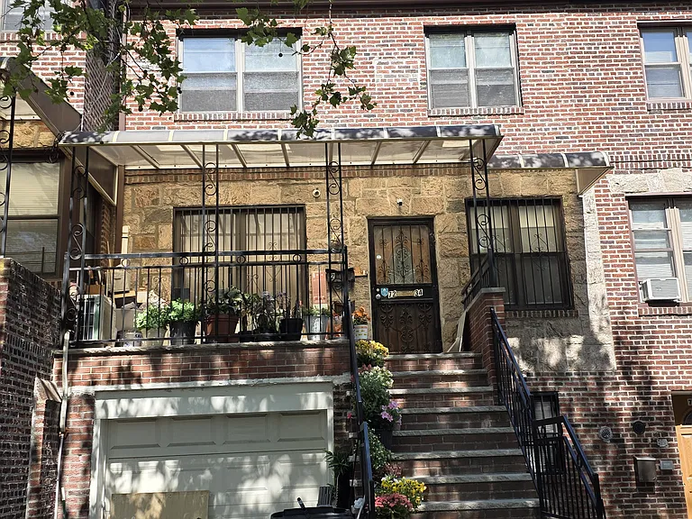 7234 Yellowstone Blvd #2 — Photo 4