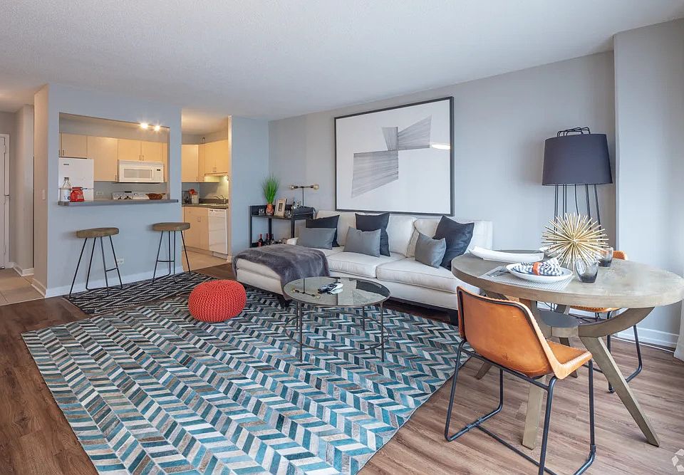 1st image of 1220 S Michigan Ave #5-2805