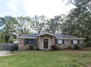 861 Debonair Dr, Mobile, AL 36695