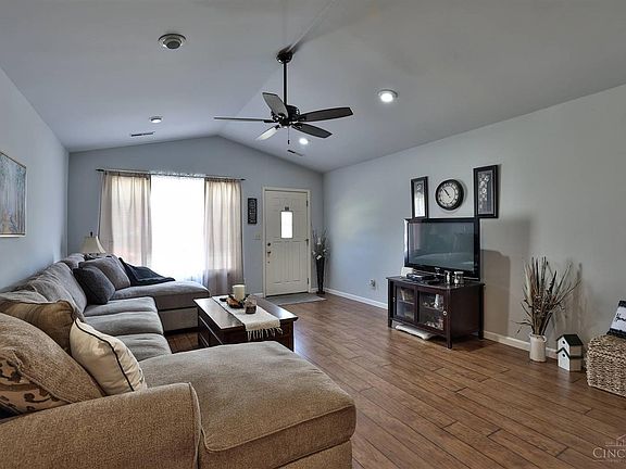 2nd image of 8437 Linderwood Ln