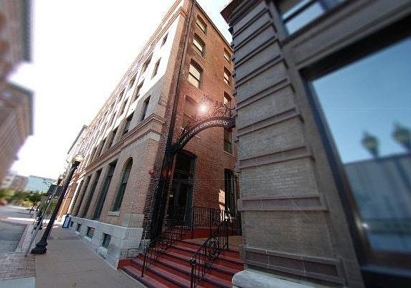 3rd image of 304 W 8th St #704