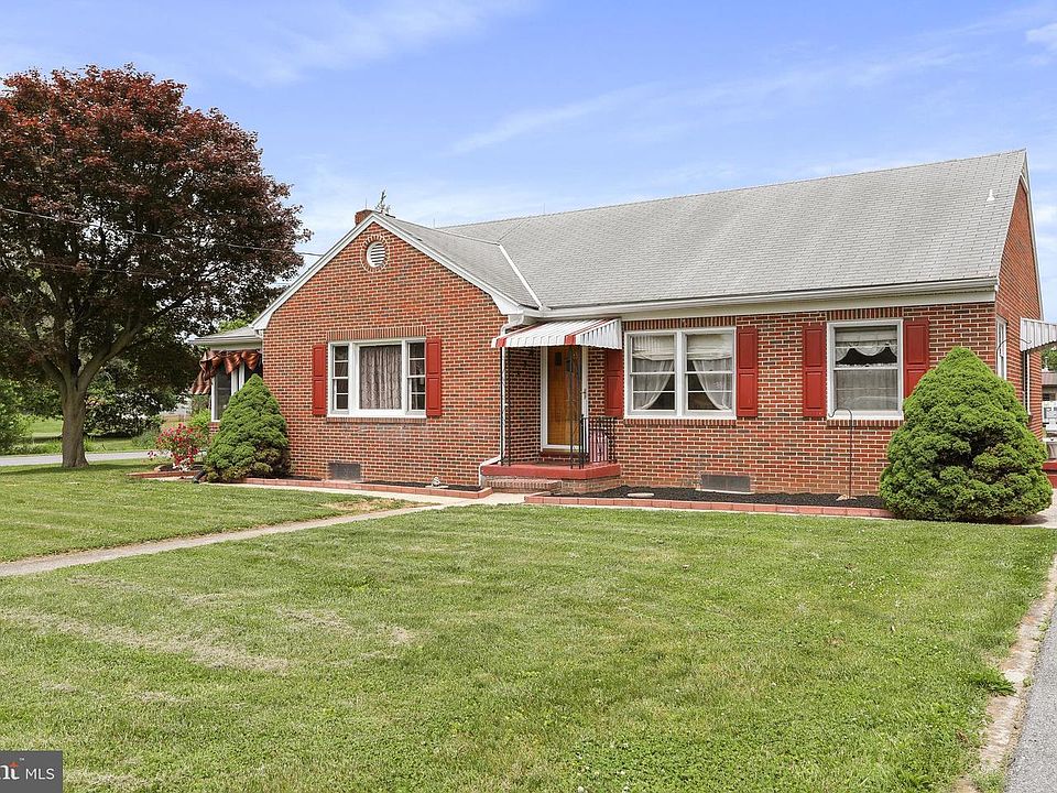1st image of 17602 Cedar Lawn Dr