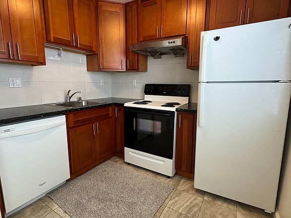 2nd image of 418 Arguello Blvd APT 5
