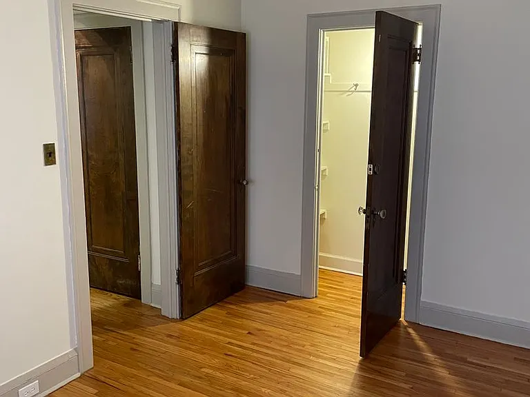36th Street Villas — Photo 9