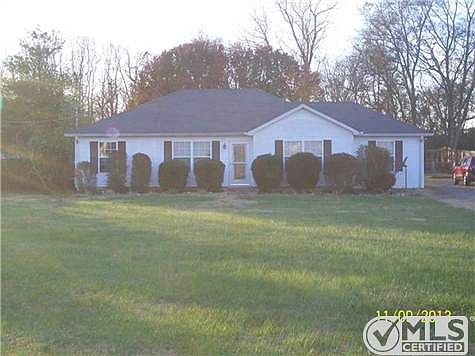 2nd image of 338 Needham Blvd
