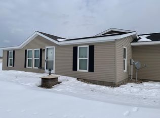 2080 S Barnard Rd, Charlevoix, MI 49720