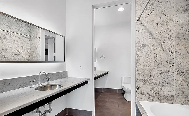 Rented by REAL New York | media 15