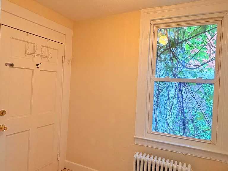 111 College St #3C — Photo 26