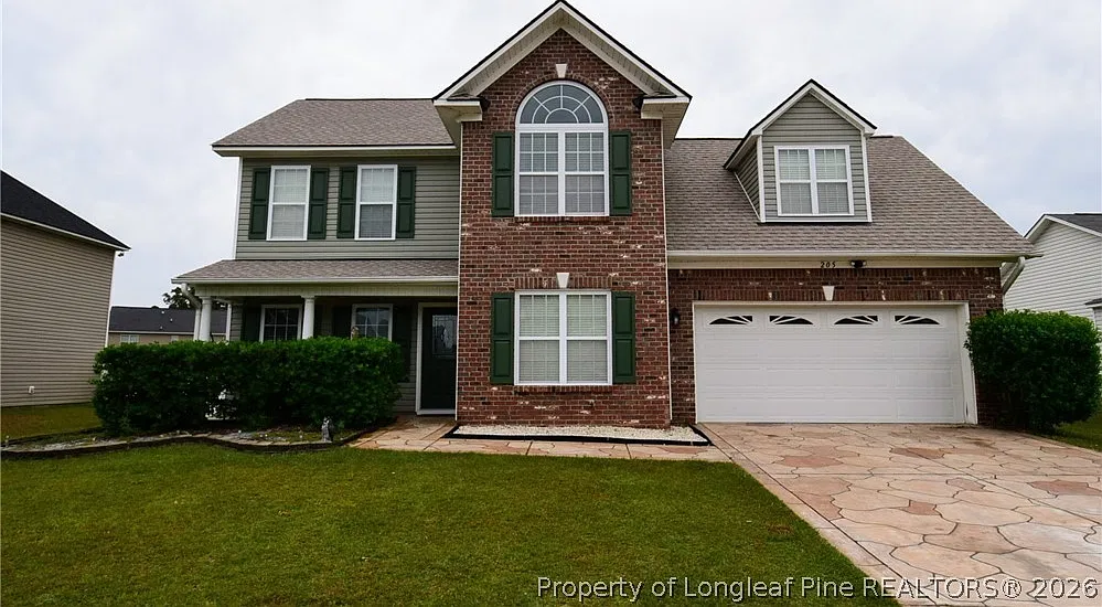3 bed, 2.5 bath, $1,800 — Photo 1