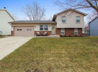 110 Nottingham Chase, Normal, IL 61761