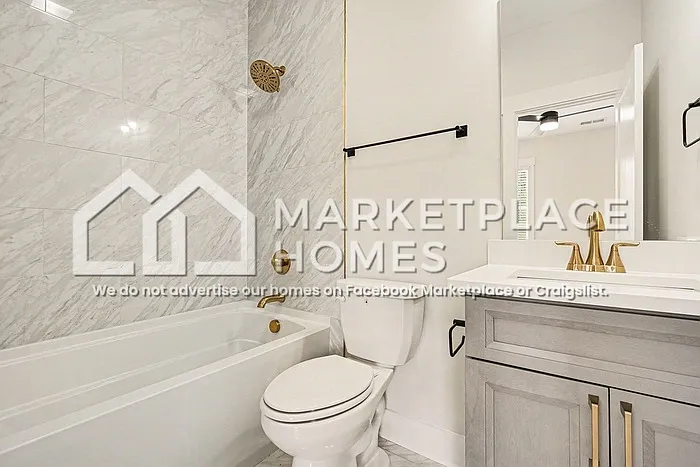 1034 E Trinity Ln #A — Photo 23
