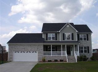 406 Stagecoach Dr, Jacksonville, NC 28546