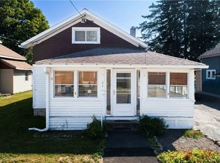 11 Lincoln Ave, Tully, NY 13159