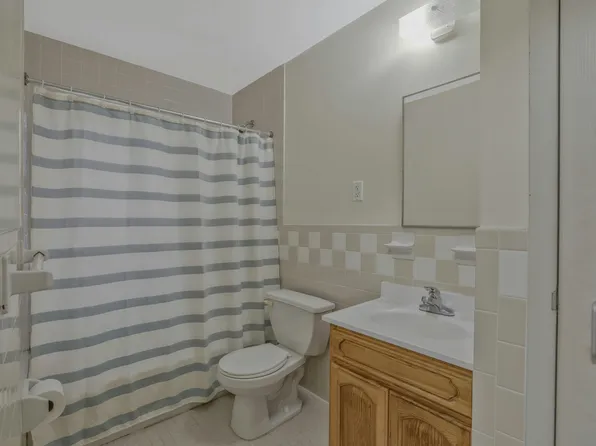 747 Essex Street image 12 of 23