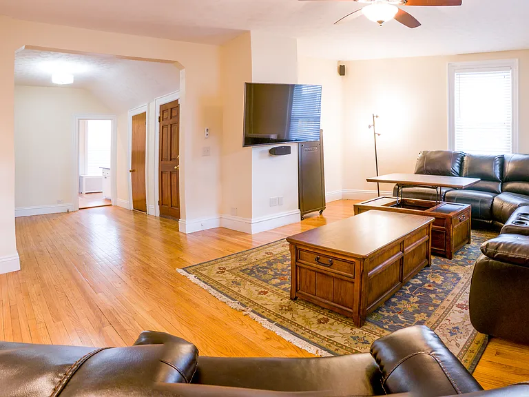 91 Elm St #1 — Photo 12