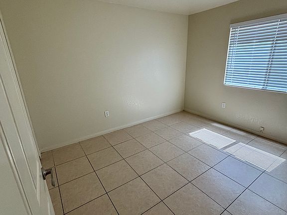 5th image of 2164 Metalwood Ct