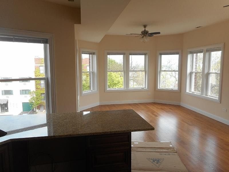 1st image of 1340 W Howard St Unit 3