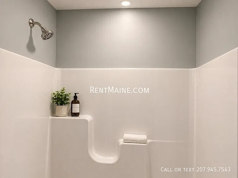 599 Pinetree Rd #4 — Photo 15