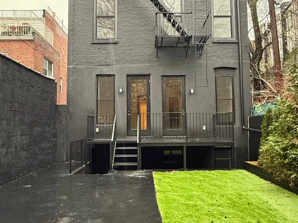 148 Clinton Avenue image 17 of 17