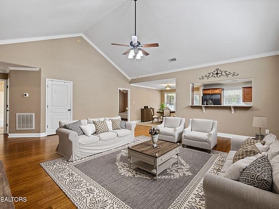 5th image of 1423 Hazelgreen Way #15