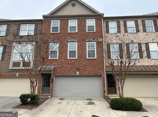 3243 Greenwood Oak Dr, Norcross, GA 30092