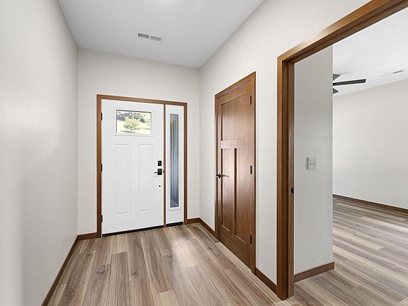 2nd image of 445 White Tail DRIVE
