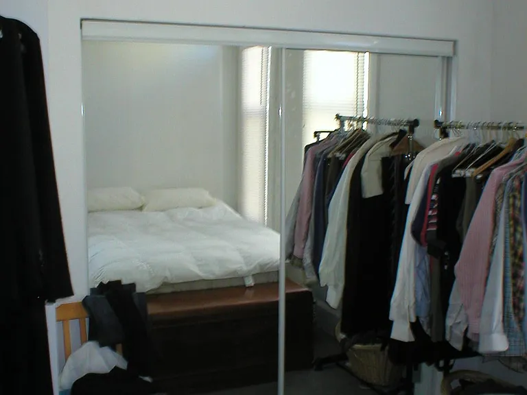 1930 N Sheffield Ave #2F — Photo 1