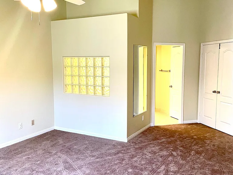 303 Calle Moreno — Photo 12